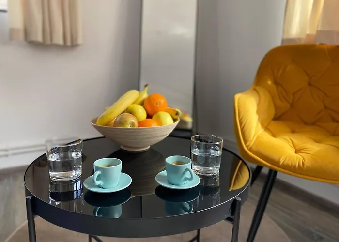 Warm'n Cozy, Modern Baneasa Lejlighed *